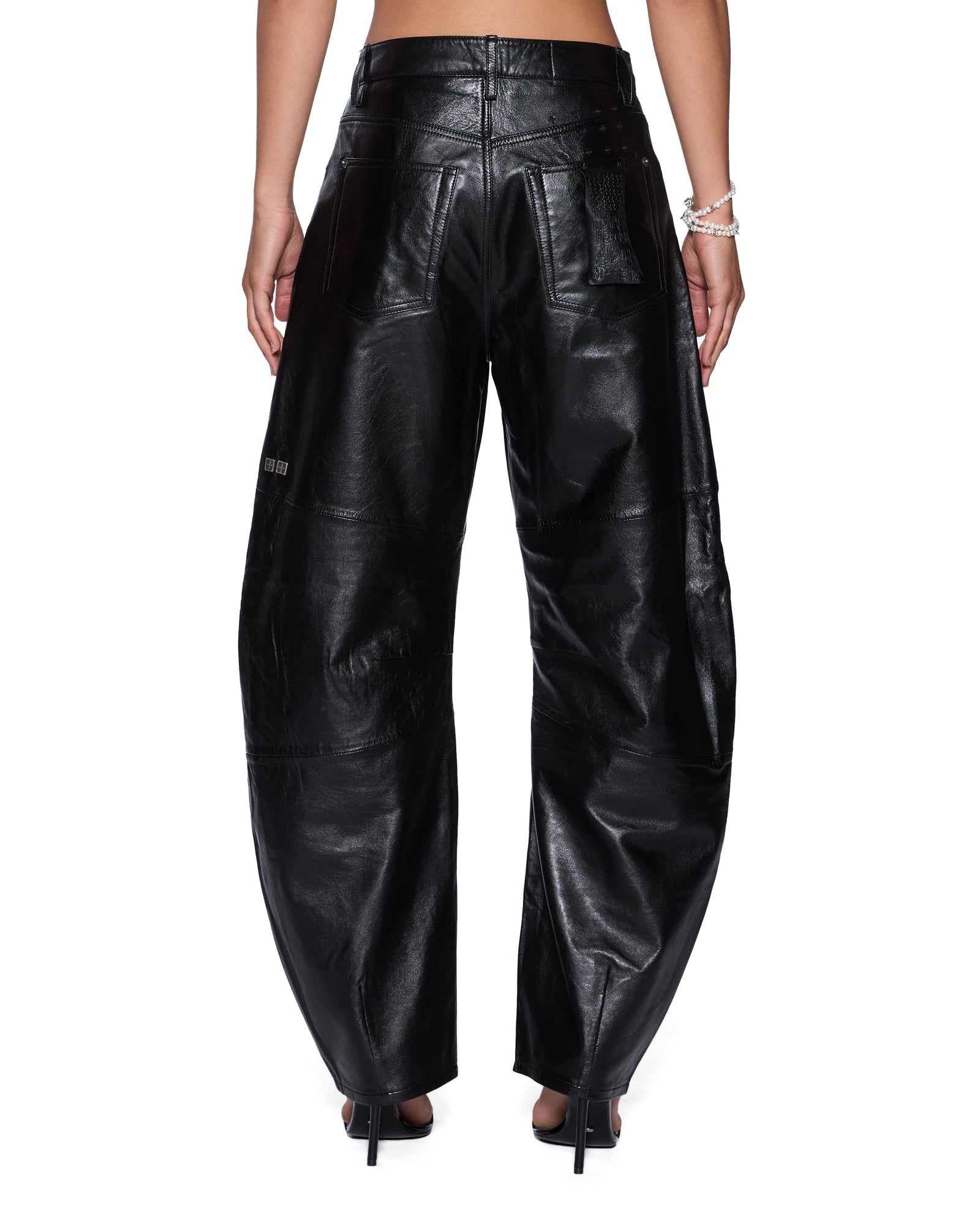 PANTS_BARRELPANTBLACK_671_2048x.jpg