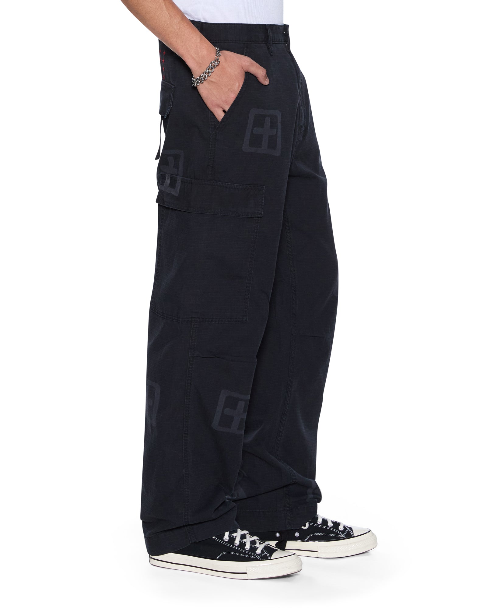 PANTS_FUGITIVECARGOPANTKASHBOX_672_2048x.jpg