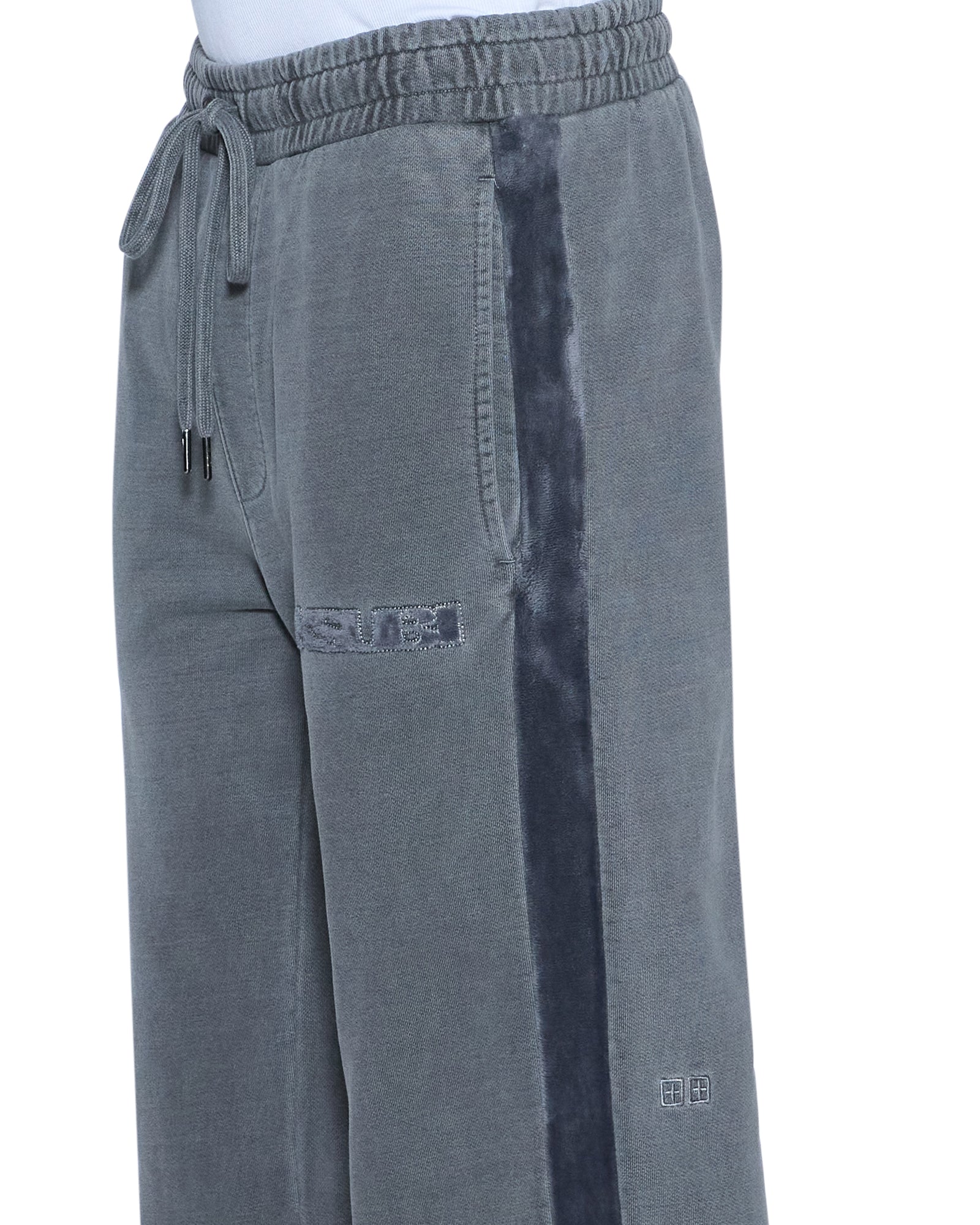 PANT_4X4REVAMPTRAKPANTCHARCOAL_573_2048x.jpg