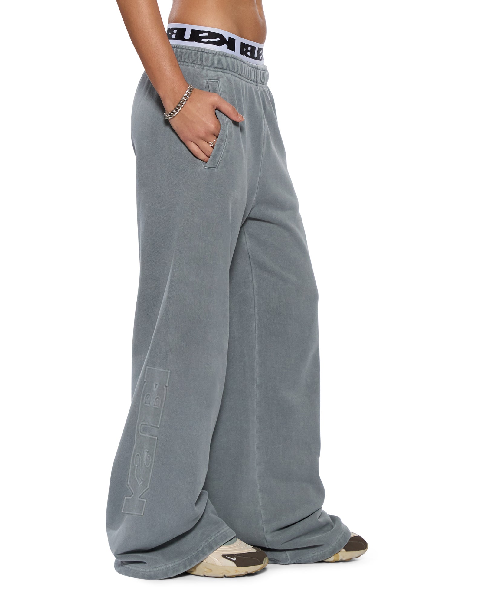 PANT_SOTT_TRACK_NIGHOWL_264_fdec602d-a73b-4e82-b7e6-ae7f3a7f3d8b_2048x.jpg