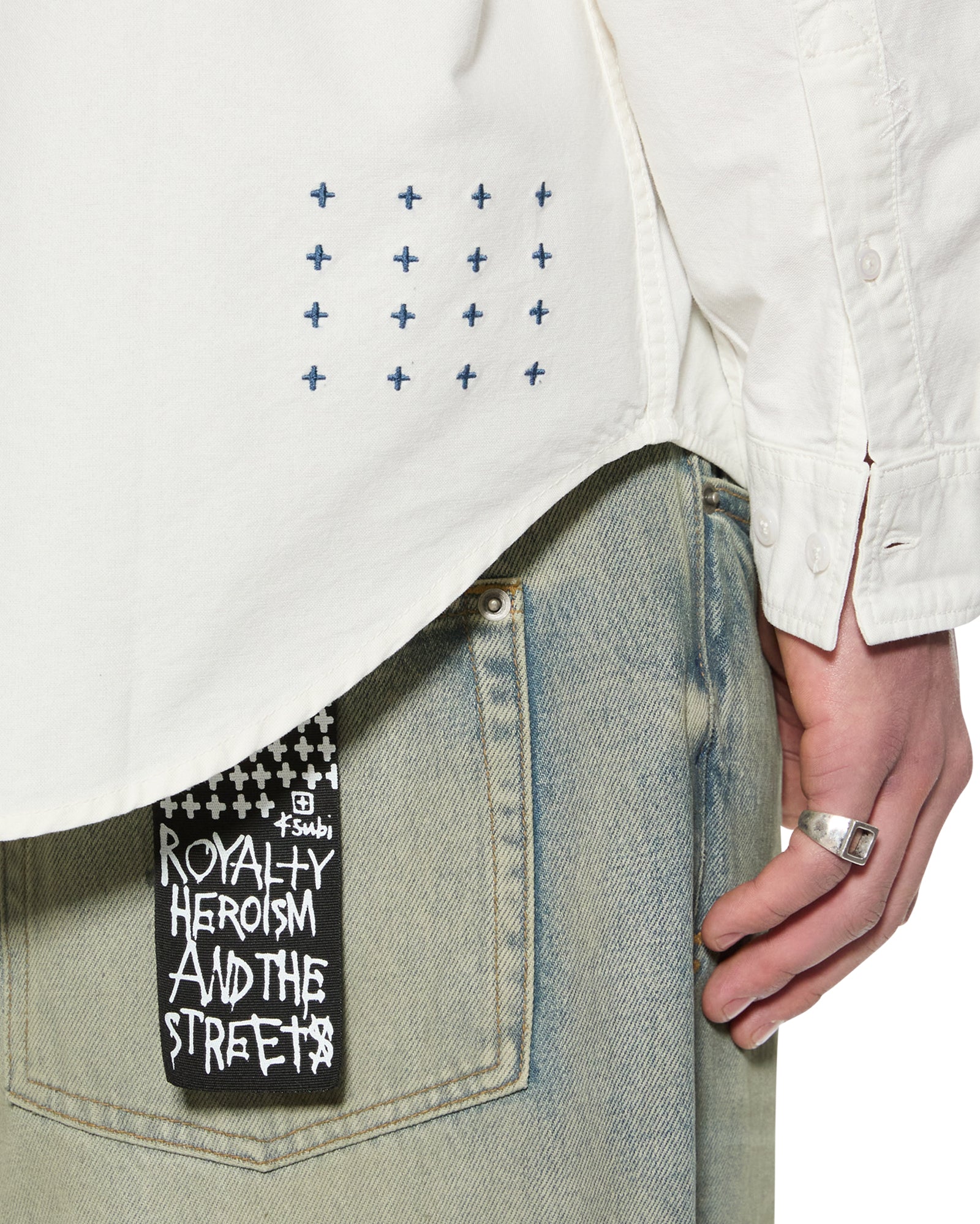 SHIRT_KSIGNATUREBUTTONDOWNLSSHIRTWHITE_039_2048x.jpg