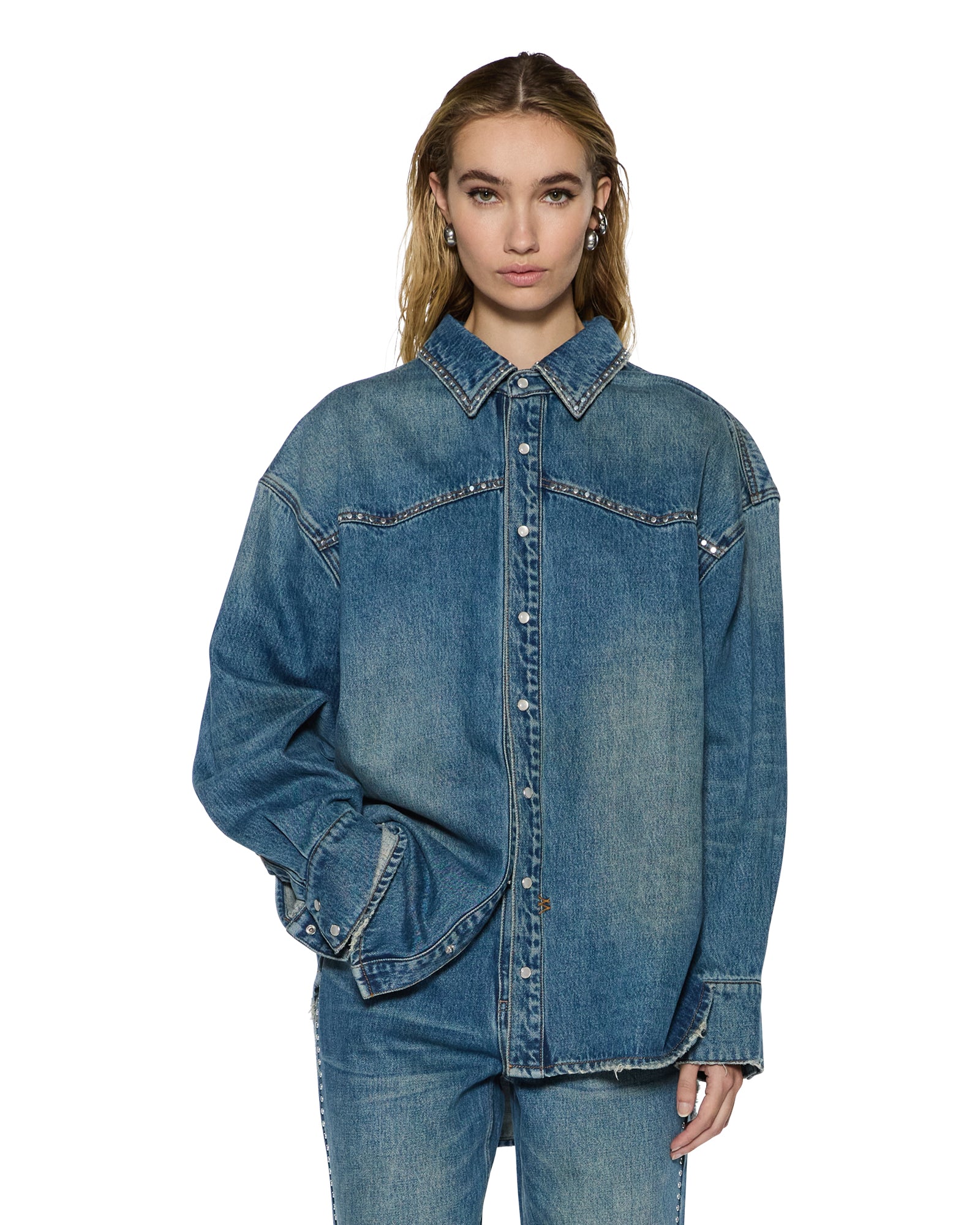 SHIRT_OVERSIZEDLSSHIRTTEXASBLUESTUDDED_177_2048x.jpg