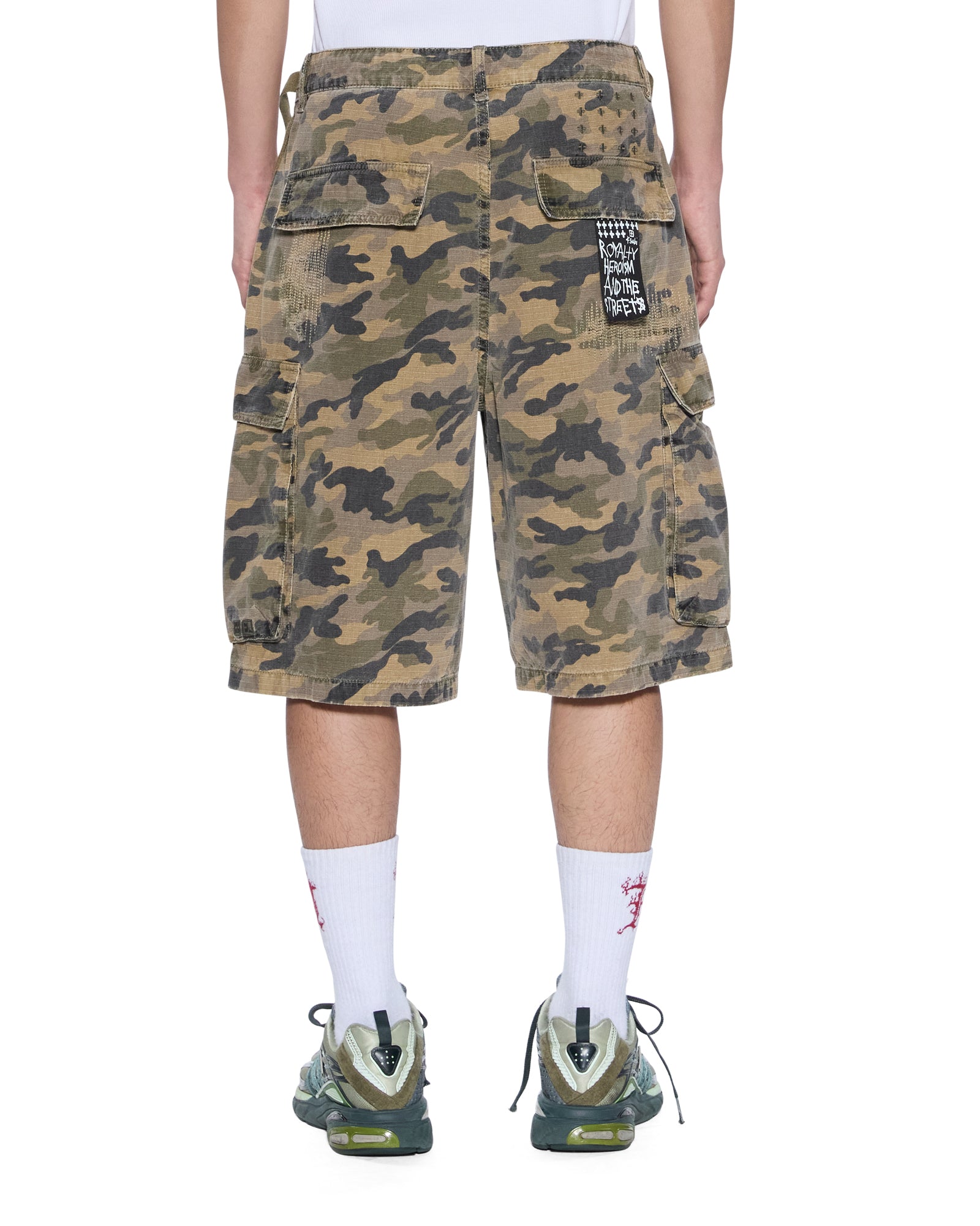 SHORTS_troopcargoshortcamo_1088_2048x.jpg