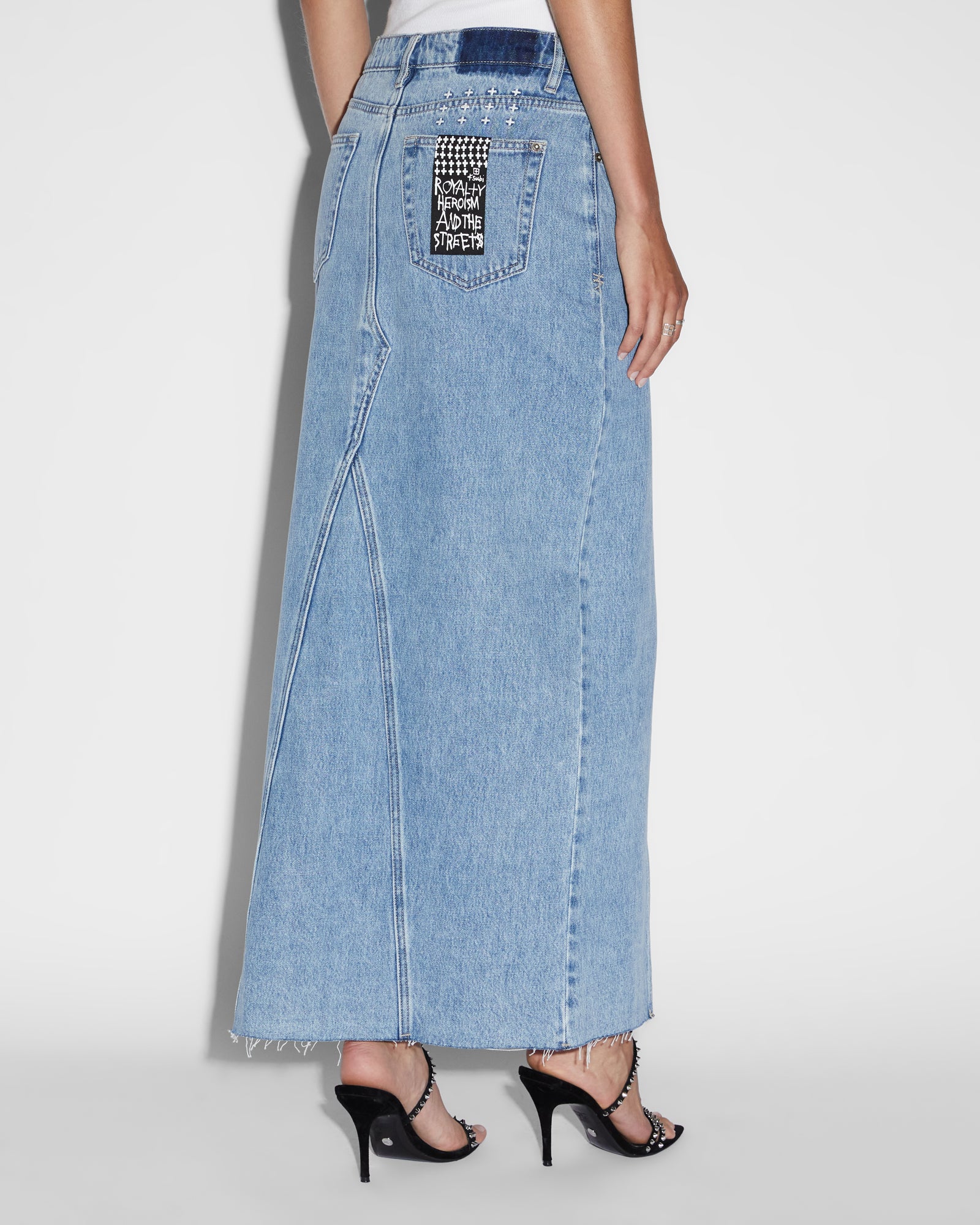 SKIRT_RELAXMAXISKIRTAUTHENTIK_434_2048x.jpg