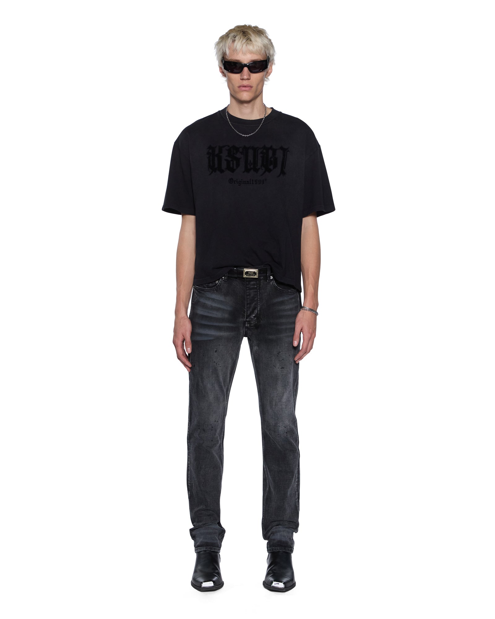 T-SHIRT_kstudiohalenssteeblackfade_643_2048x.jpg