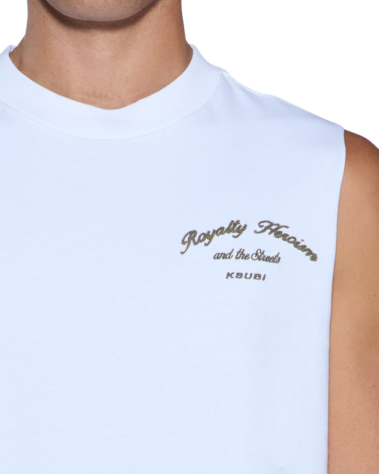 TANK_ROYALTYHALENCTOFFTTRUWHT_055_2048x.jpg