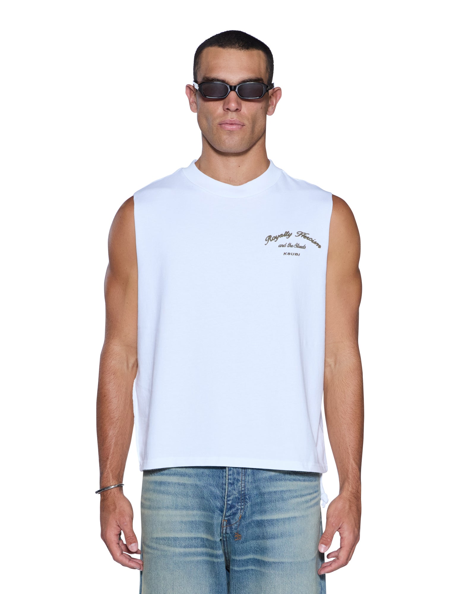 TANK_ROYALTYHALENCTOFFTTRUWHT_056_2048x.jpg