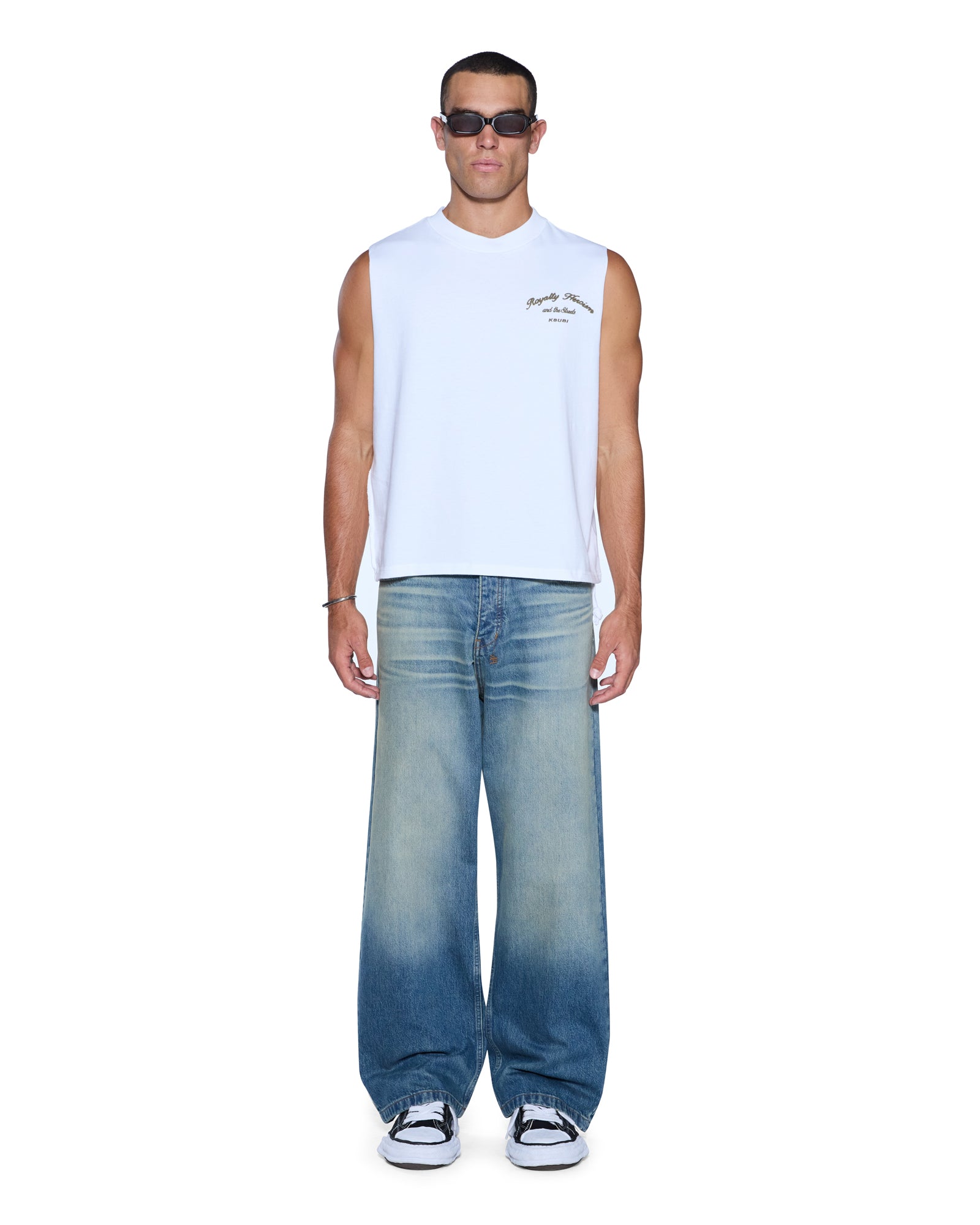 TANK_ROYALTYHALENCTOFFTTRUWHT_057_2048x.jpg