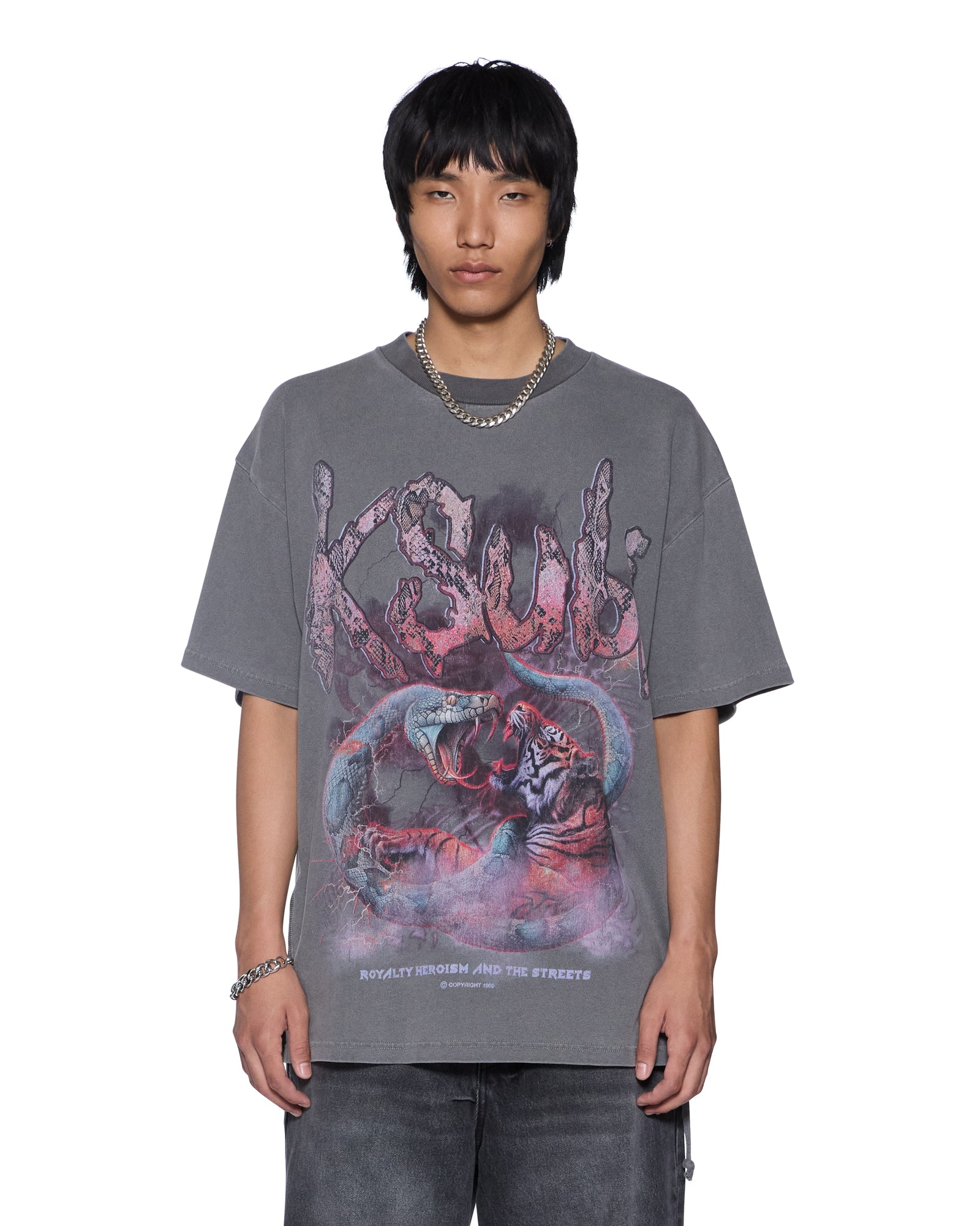 TEES_KNOTTEDEKCESSSSTEECHARCOAL_316_2048x.jpg