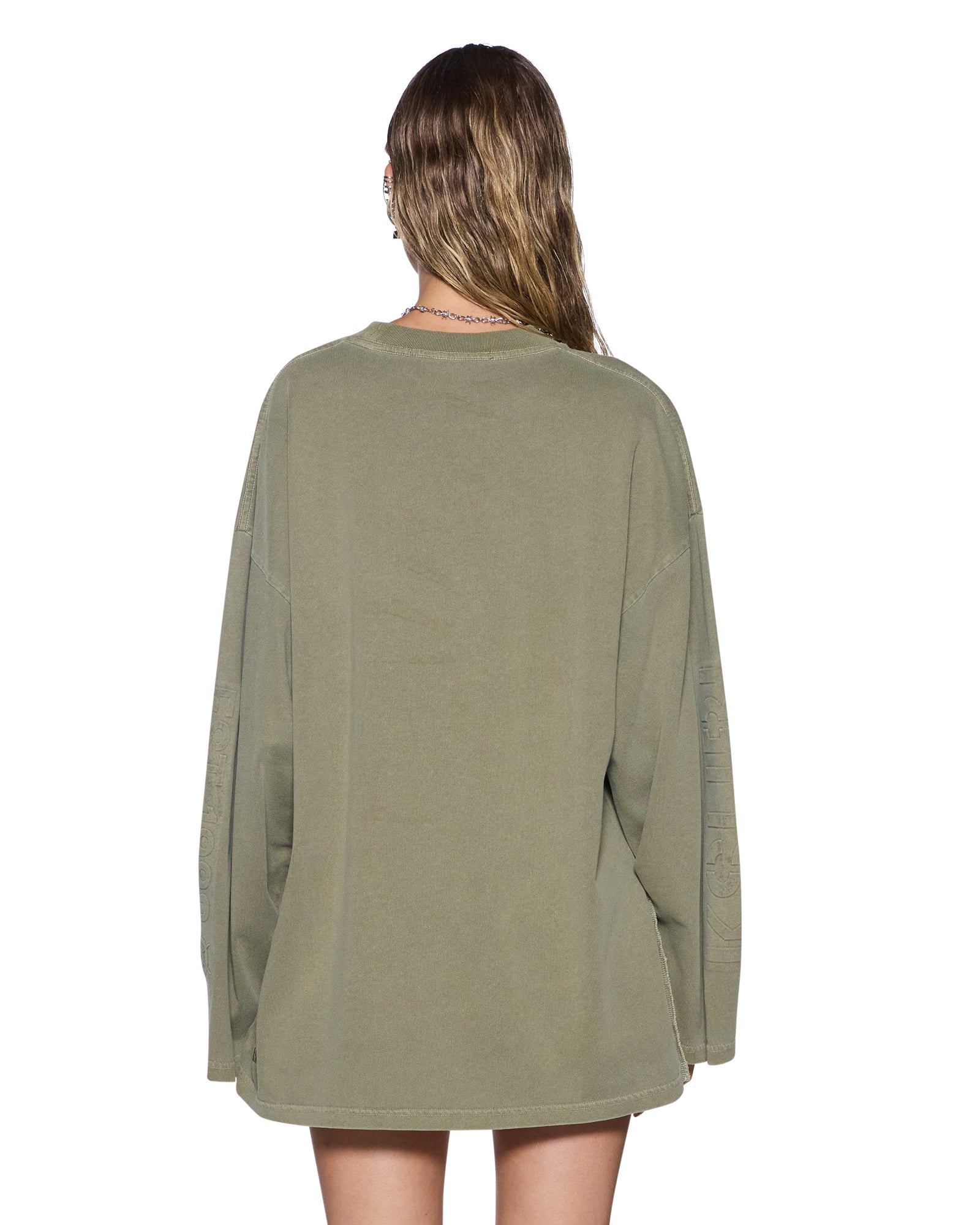 TEES_STATESTENCILBOYFRIENDLSTEEMILITANT_748_2048x.jpg