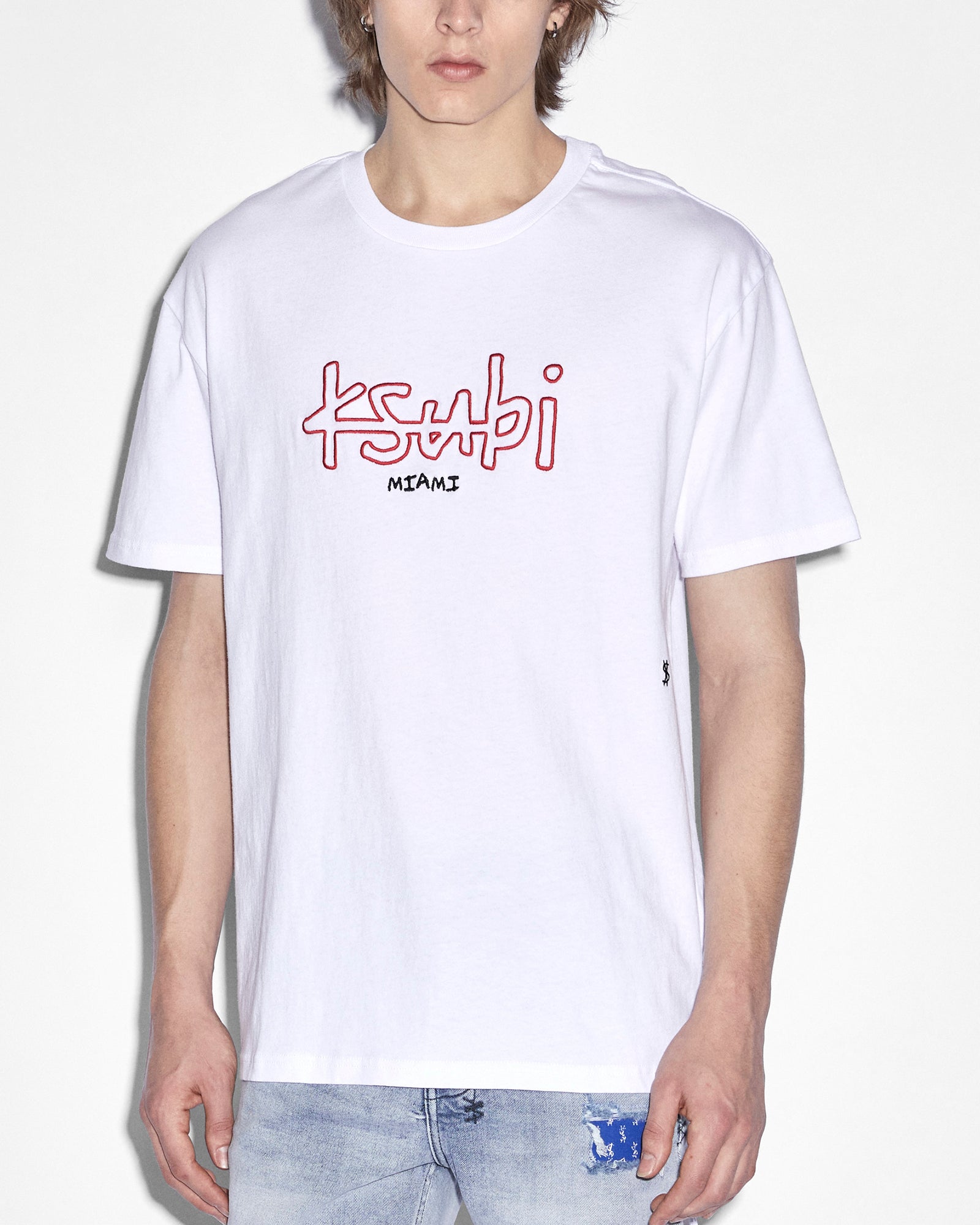 TEE_MIAMI4X4BIGGIETEEWHITE_4353_2048x.jpg
