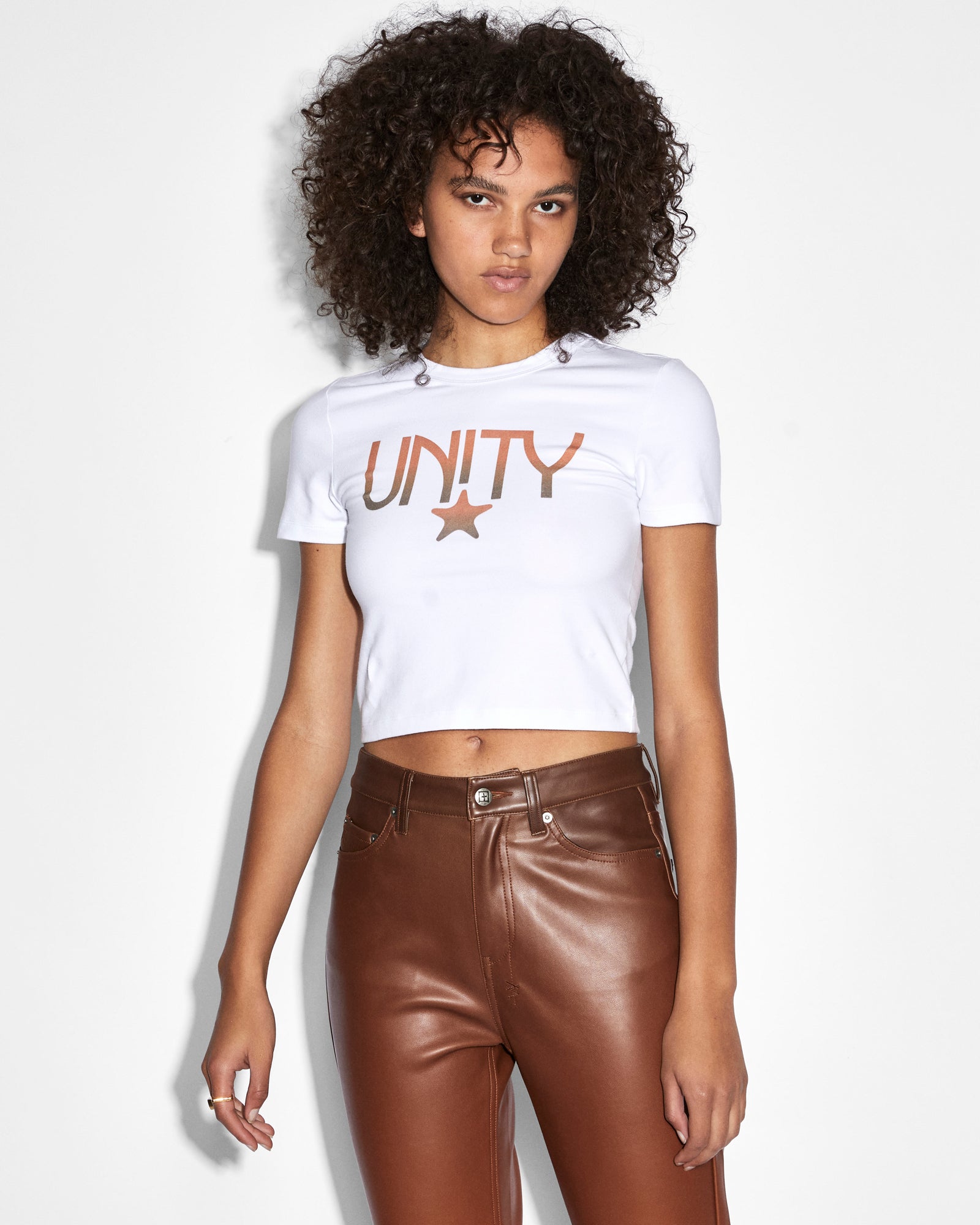 TEE_UNITY_STAR_BABY_WHITE_3611_2048x.jpg