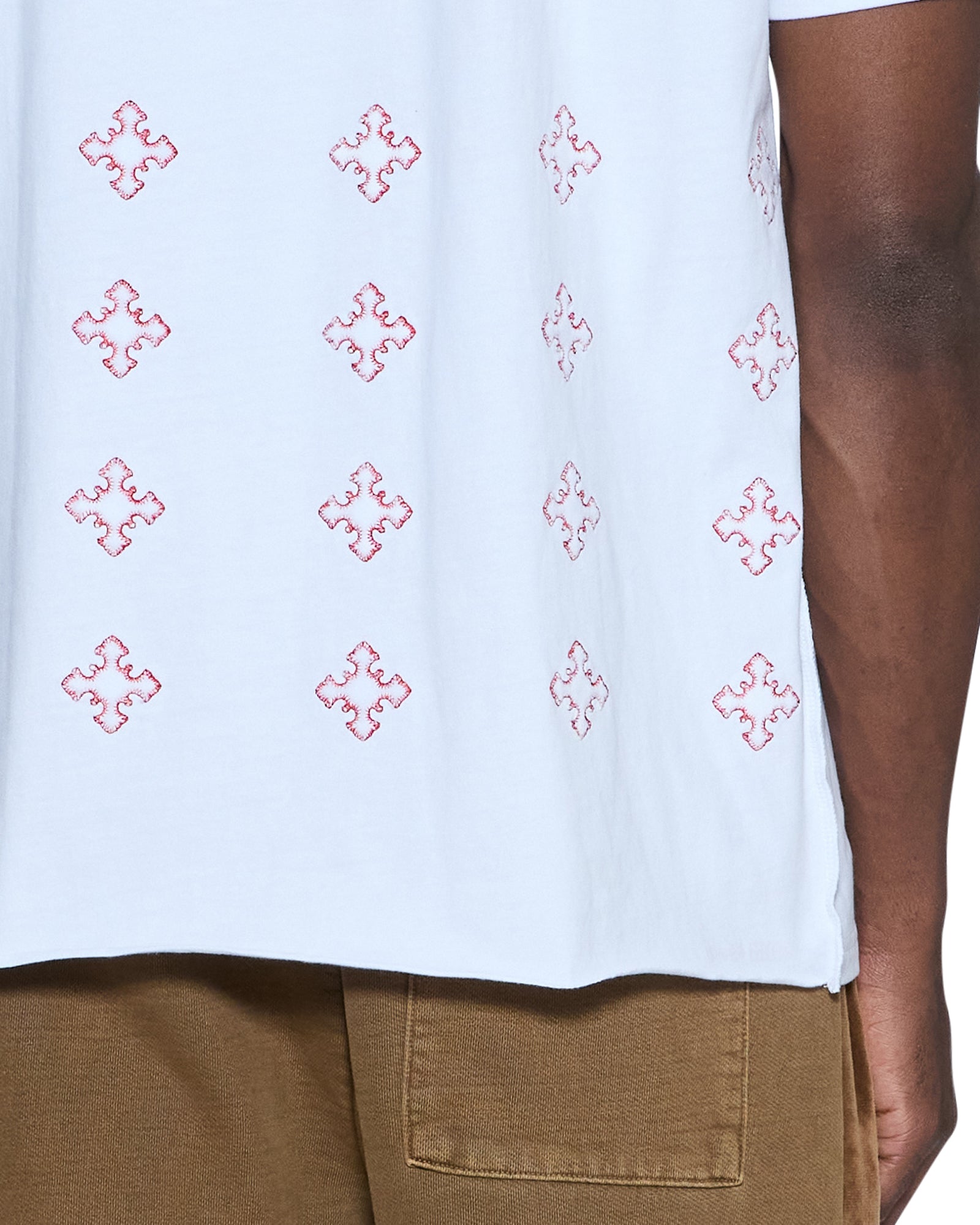 TEE_WHT_551_2048x.jpg