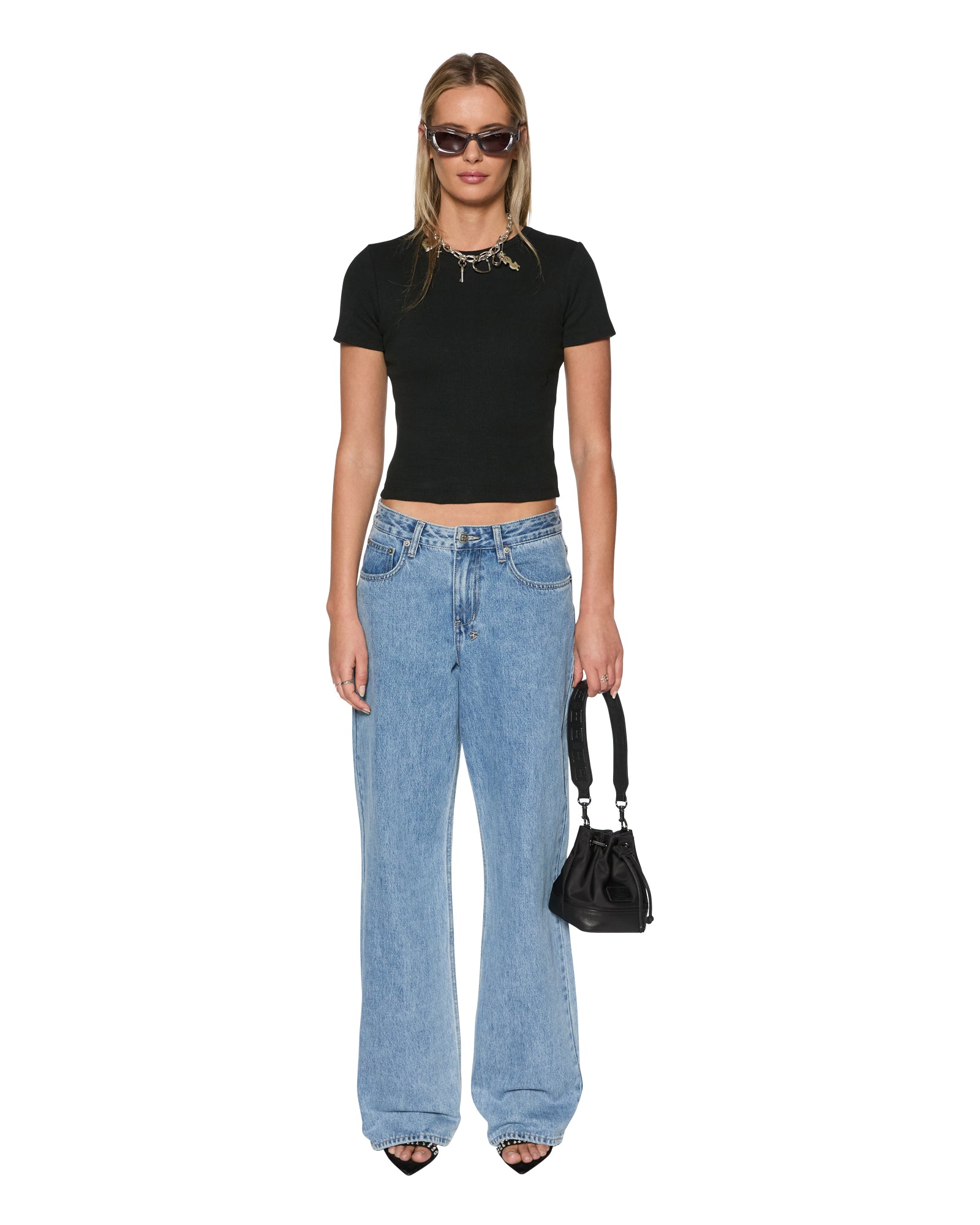 TOPS_ARISESSTEEBLACK_1629_2048x.jpg