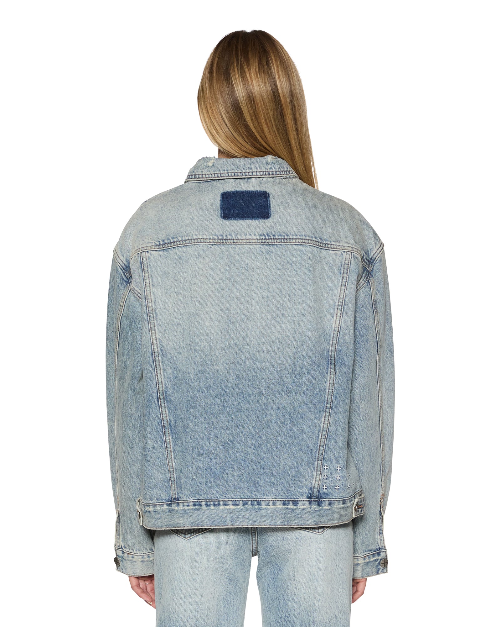 TOPS_OVERSIZEDJACKETKARMA_1407_2048x.jpg