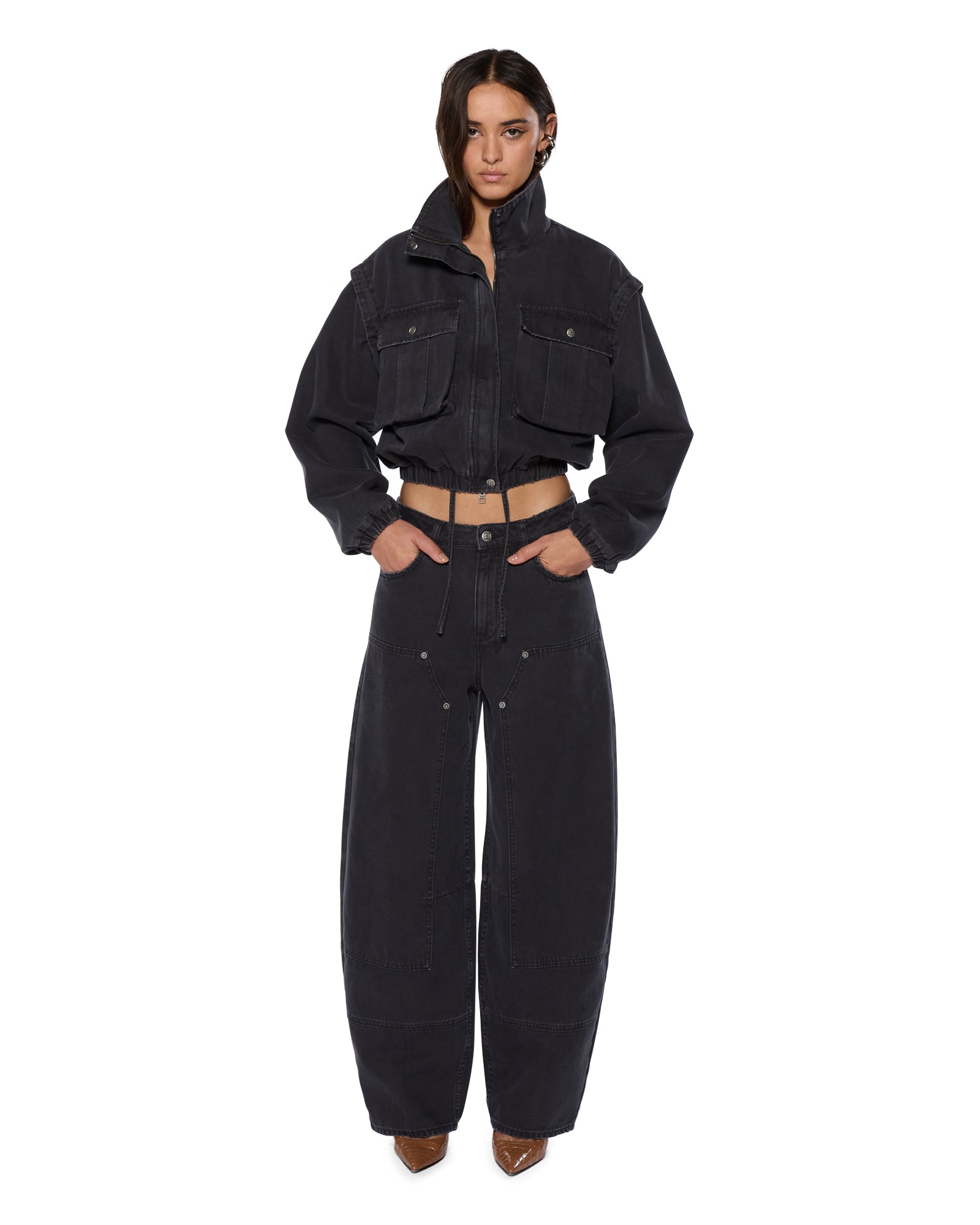 TOP_CROPPEDANORAKBLACK_996_d4d35623-482c-4d25-93be-79166bf0af43_2048x.jpg