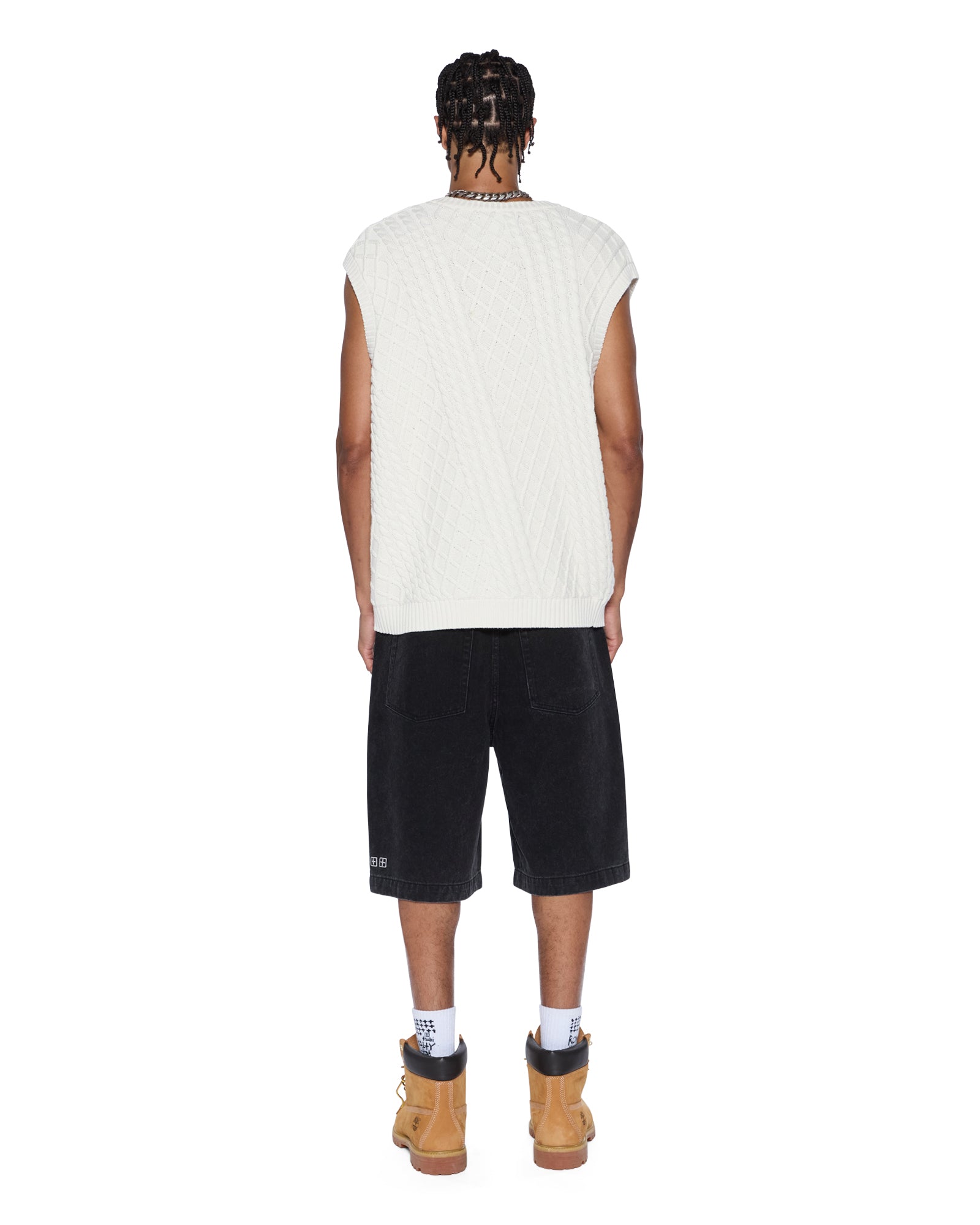 VEST_TURNCABLEKNITVESTVINTAGEWHITE_478_2048x.jpg