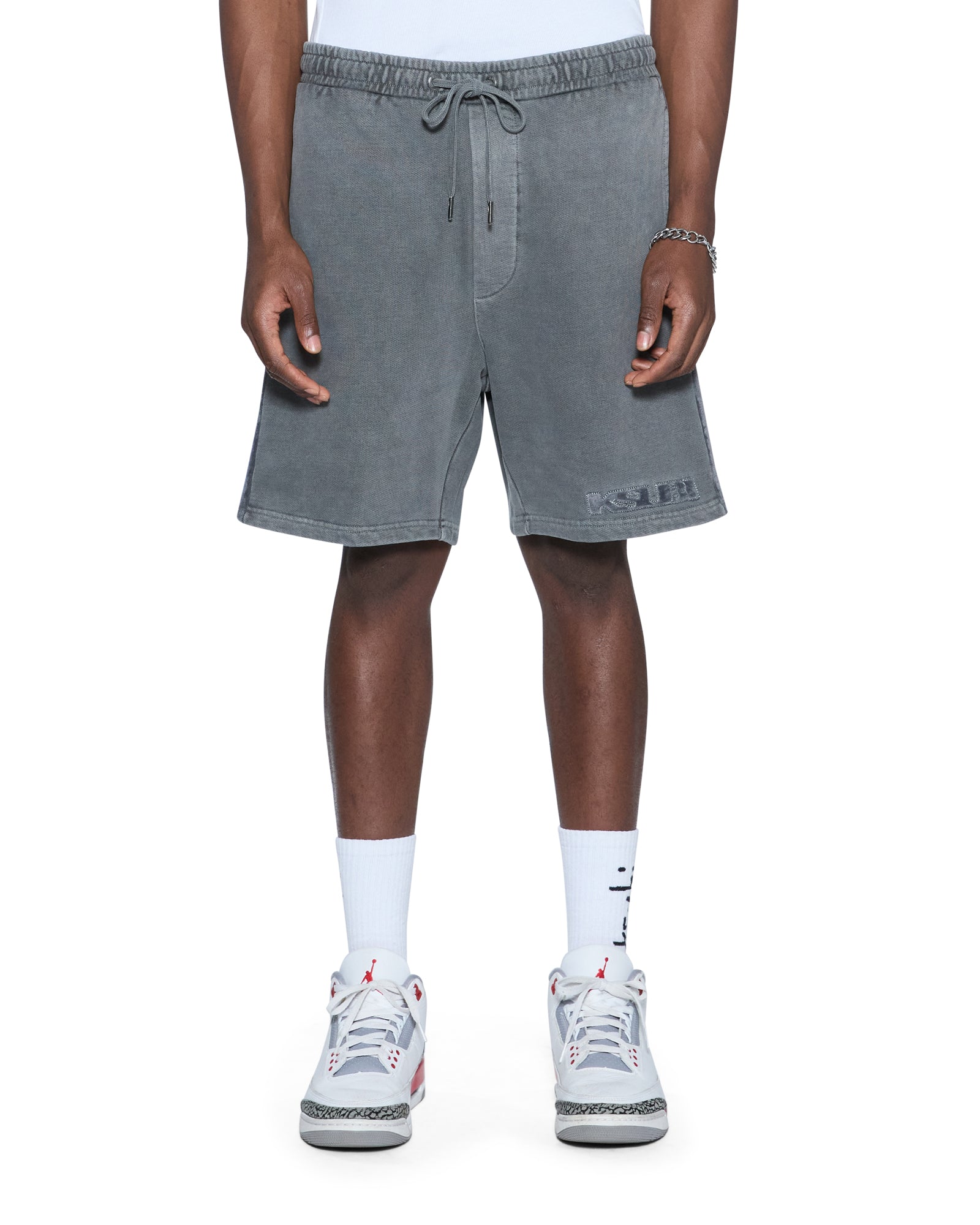 WALKSHORTS_4X4REVAMPTRAKSHORTCHARCOAL_618_2048x.jpg