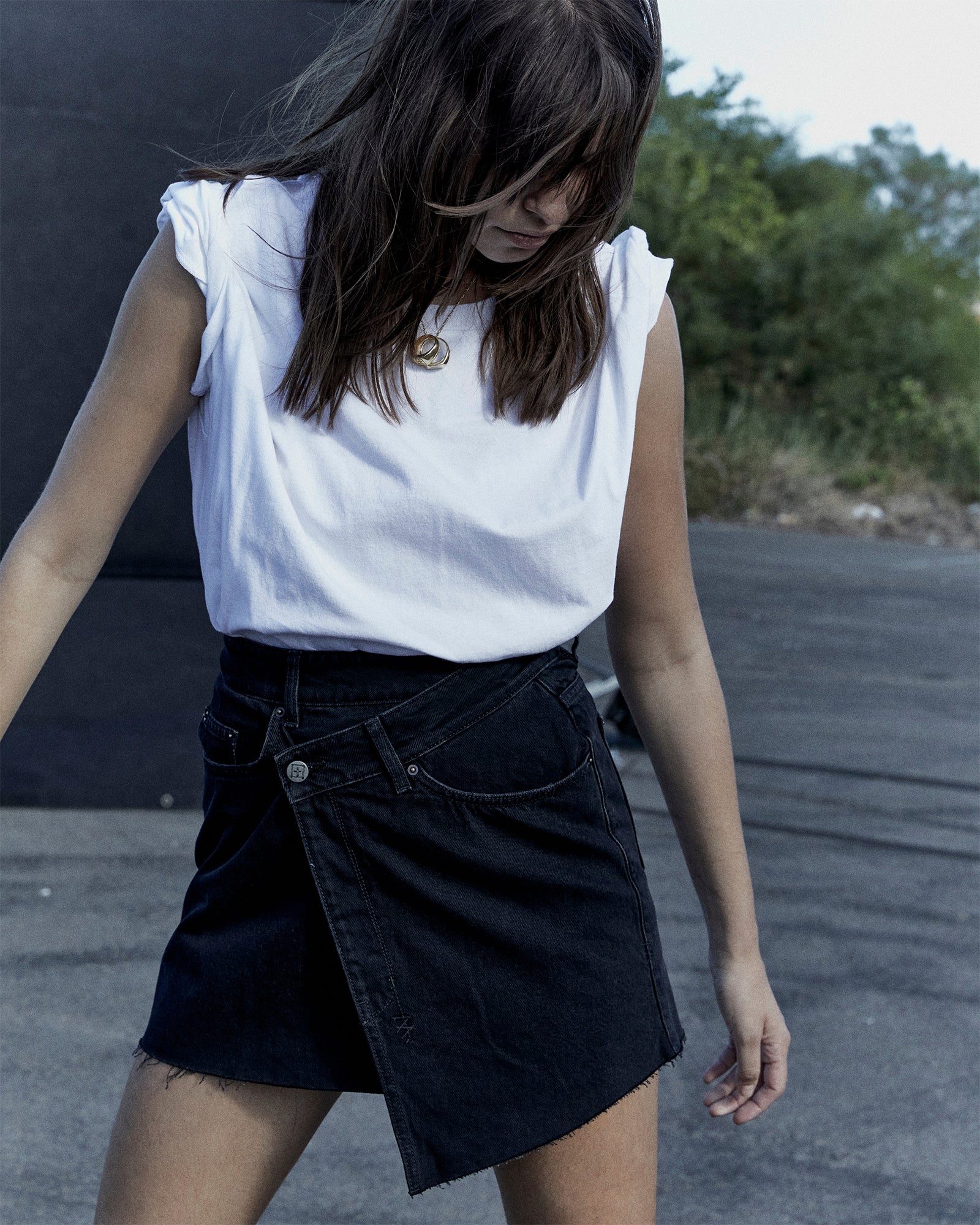 Wrapskirt_cb6322c1-6085-47ad-9dec-5d10c1b3284f_2048x.jpg