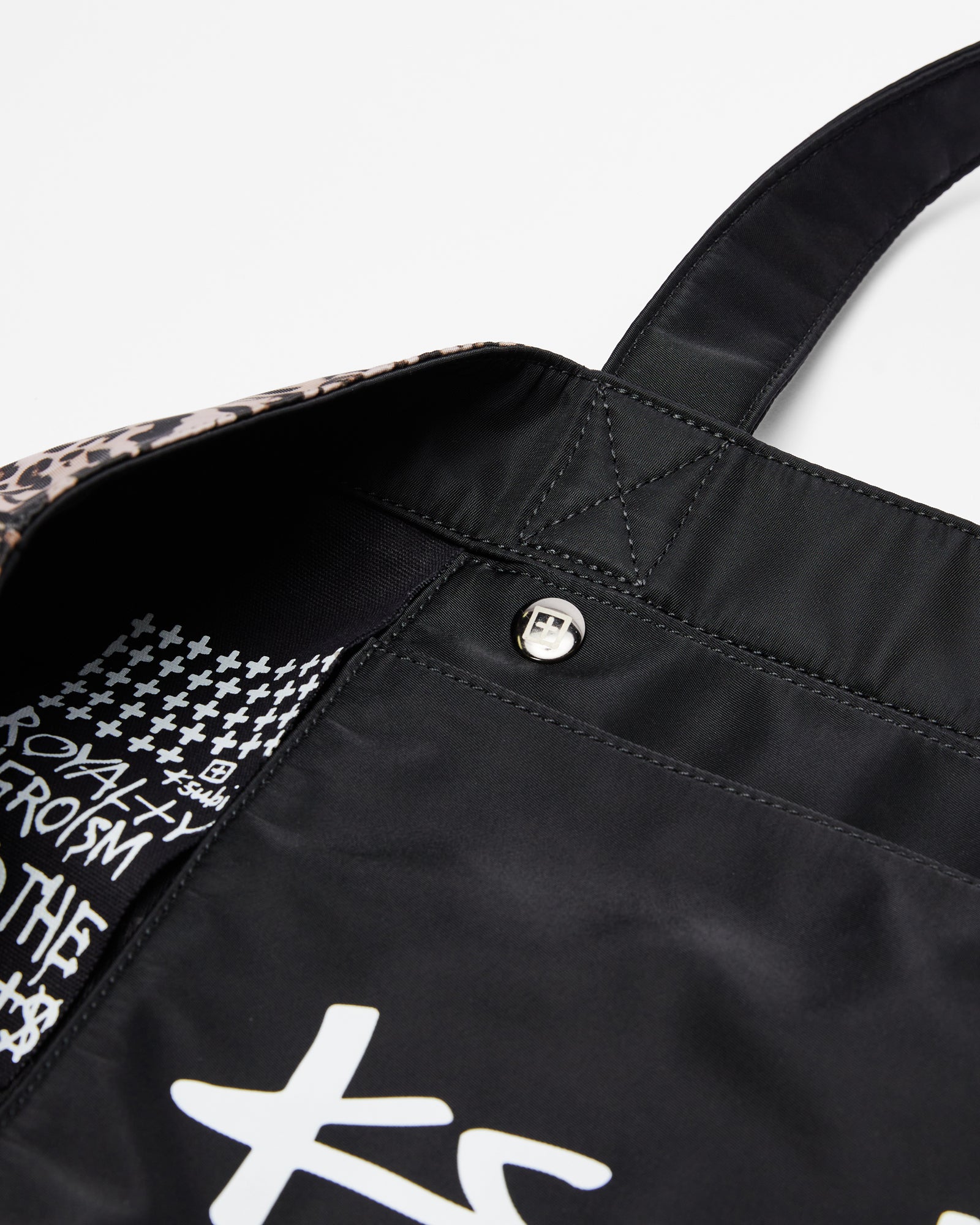 zoo-tote_378_2048x.jpg